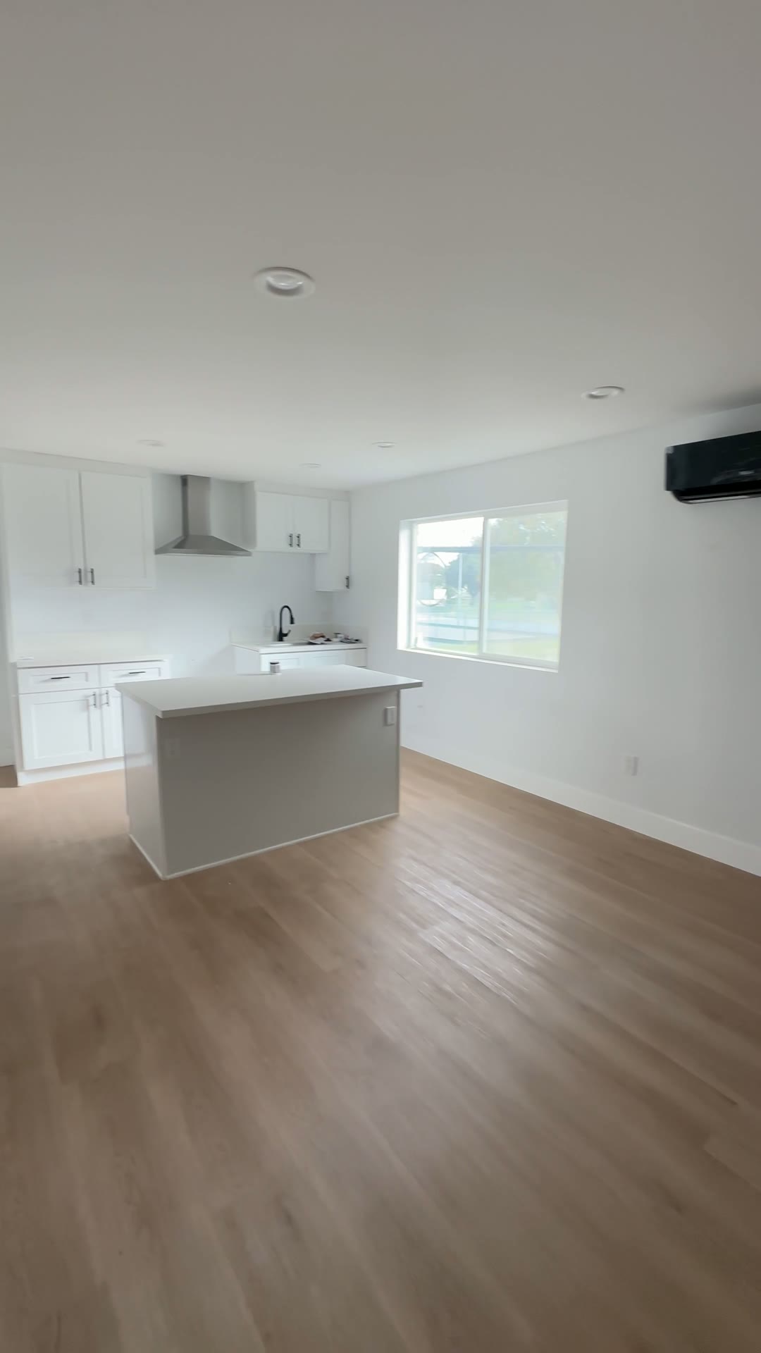 Open kitchen and island